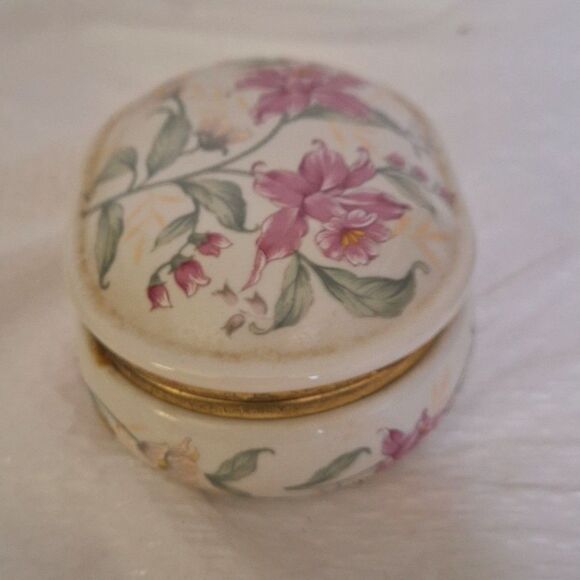 A Prima Otagiri Japan Porcelain Trinket Box Hand Painted Cottage Core READ - Picture 3 of 9